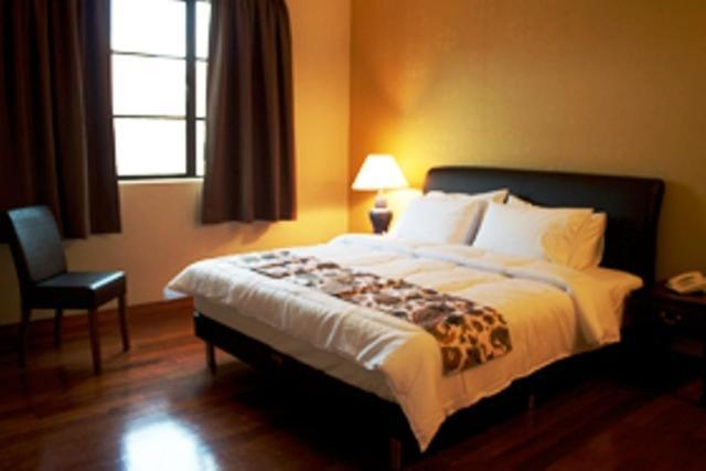 שאה אלאם Roof Garden Hotel מראה חיצוני תמונה